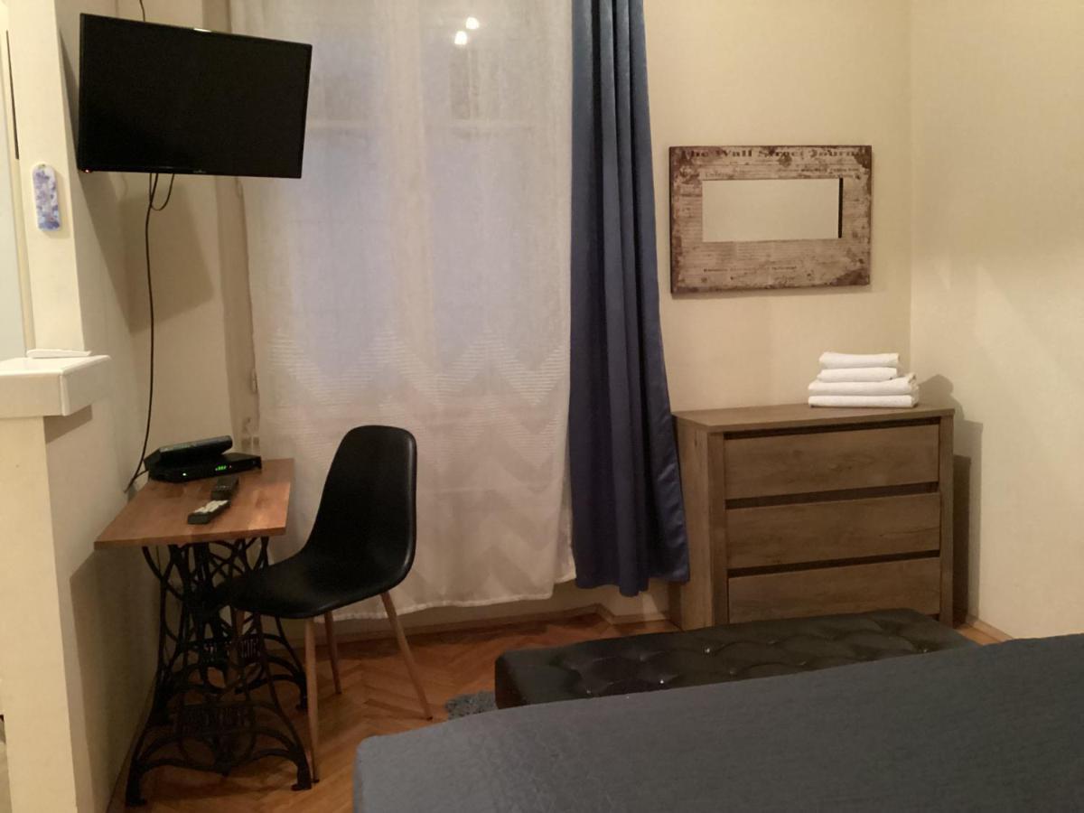 Rustic Apartman Budapest Luaran gambar
